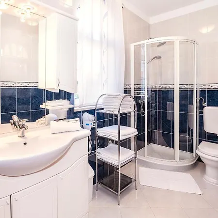 Klara Apartament Malinska